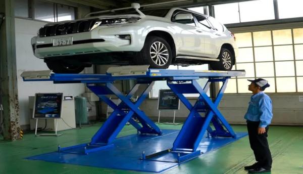 汽車舉升機12（汽車舉升機操作規程）